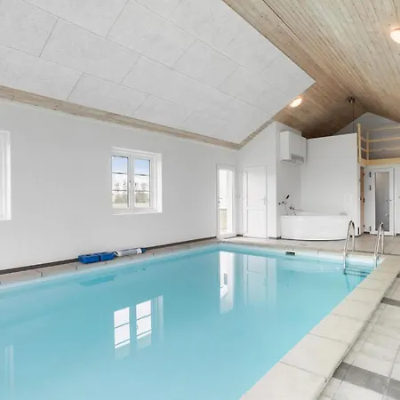 Gorgeous In Aakirkeby With Sauna *