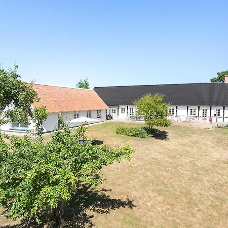 Casa vacanze Gorgeous In Aakirkeby With Sauna